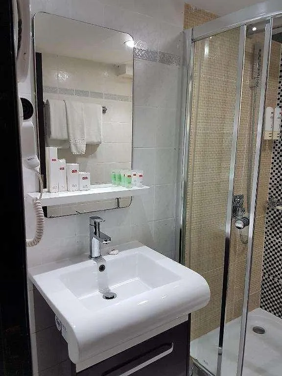 Al Jawhara Metro Hotel Dubaj